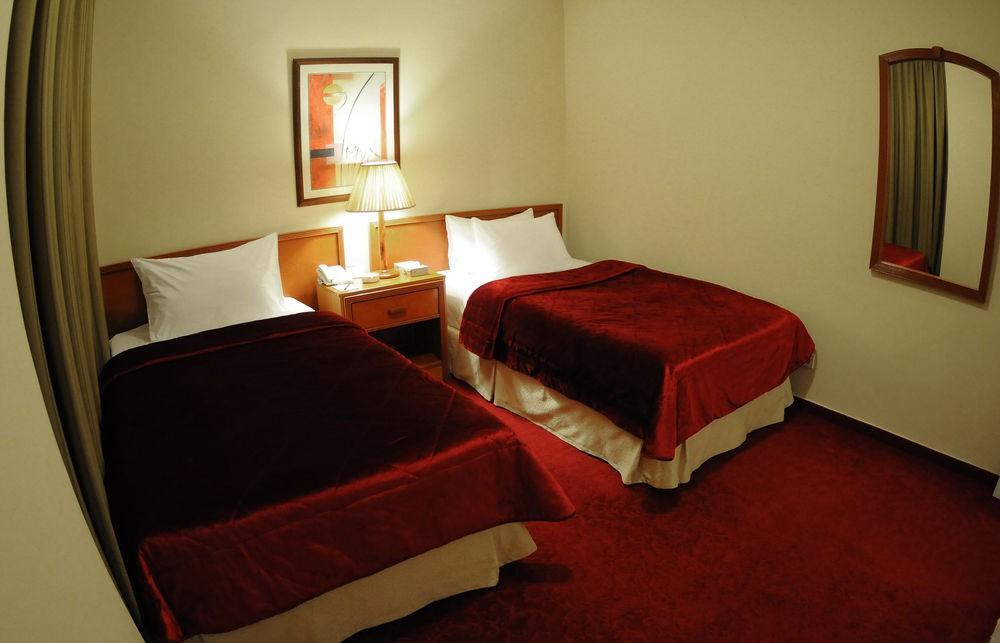 Coral Beirut Al Hamra Hotel ภายนอก รูปภาพ