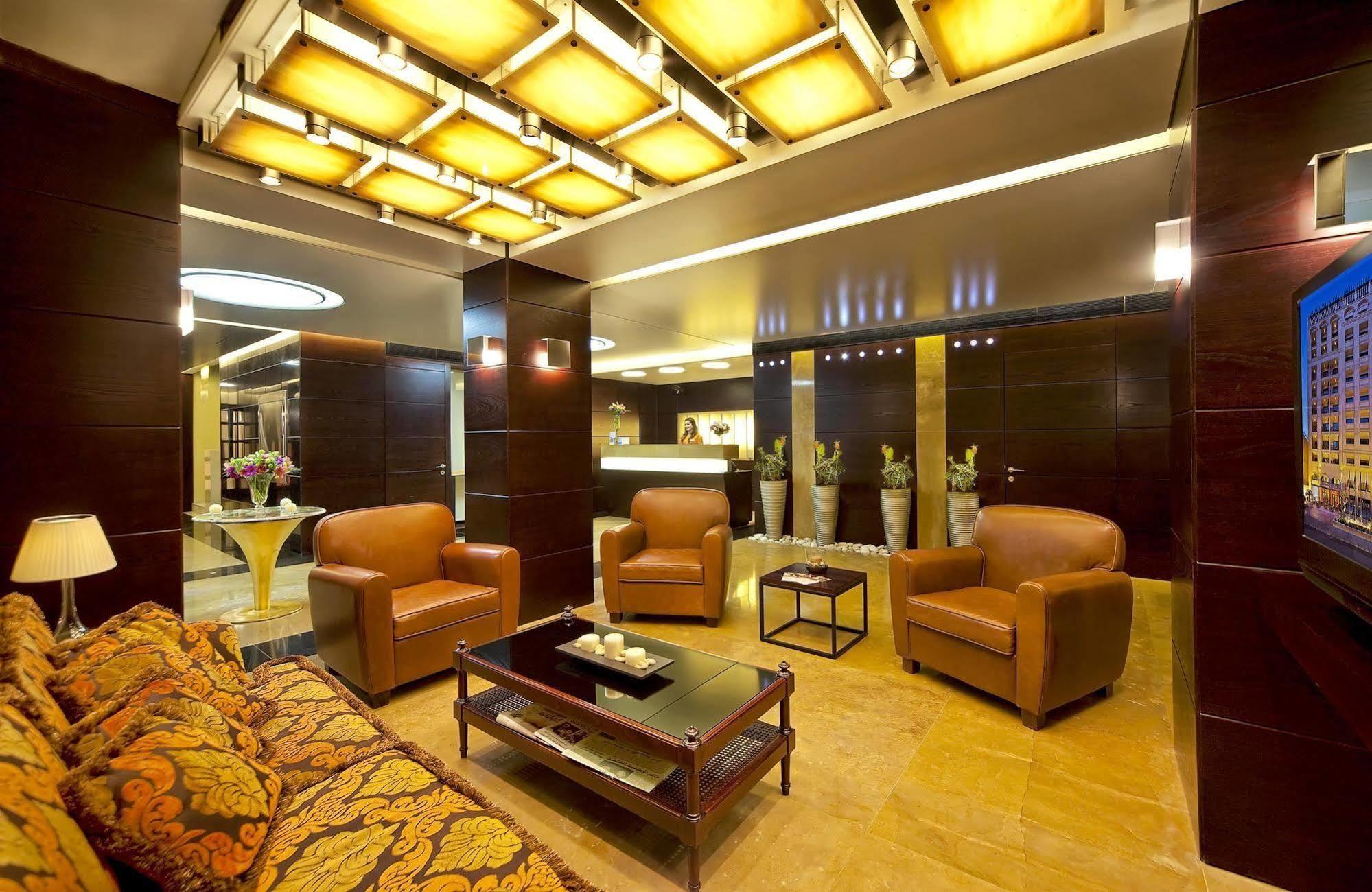 Coral Beirut Al Hamra Hotel ภายใน รูปภาพ